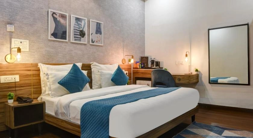 Super Deluxe Room at Gallivanto Inn Rohini